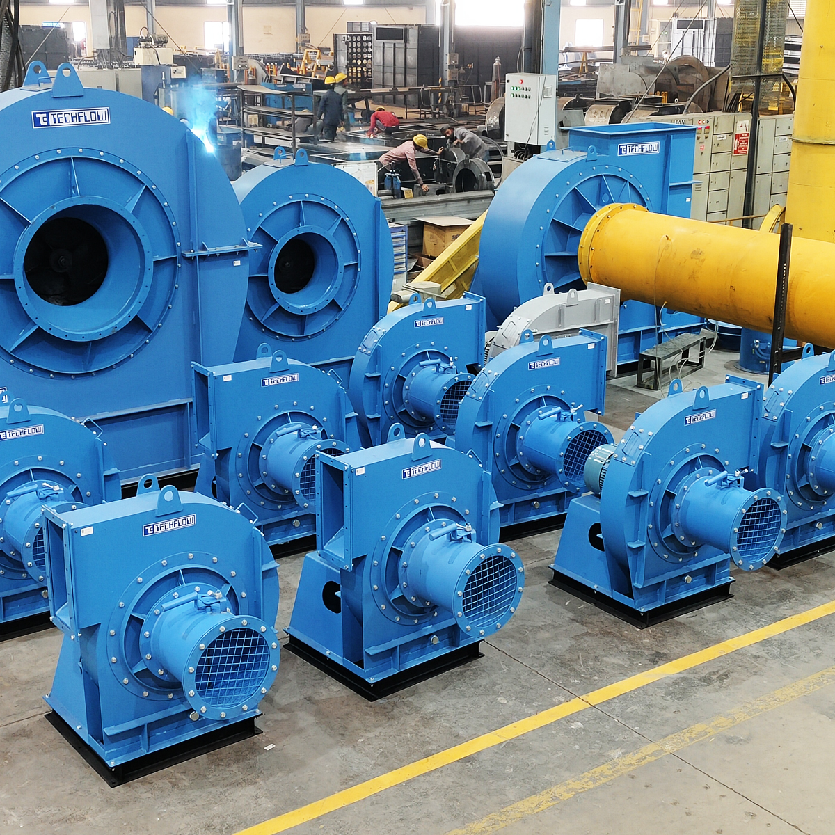 مراوح ومنفاخات الطرد المركزي